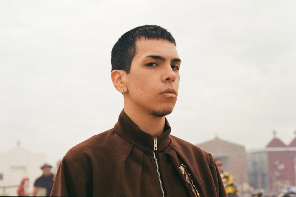 Milo J gana encuesta de Billboard de música nueva con «Niño»