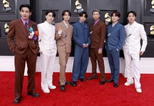BTS transmitirá concierto en vivo por Netflix, tendrá documental